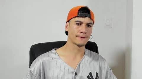Snapshot of dominic_radccliffe chatting on 04.20.26 Your real love online show from 04.20.26