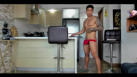 Snapshot of dominiofit chatting on 02.21.25 Only fans Ronnie col---InstaRonniecolleman online show from 02.21.25