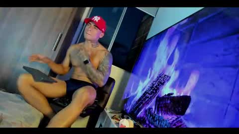 Snapshot of dominiofit chatting on 03.12.25 Only fans Ronnie col---InstaRonniecolleman online show from 03.12.25