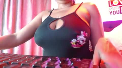  D O M I N K  online show from 05.24.26