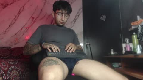 Snapshot of dominus_kane chatting on 05.23.26 dominus_kane online show from 05.23.26