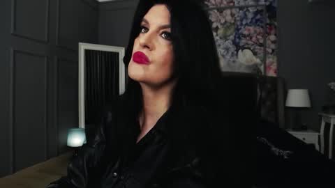 Dom Melisa online show from 10.10.25