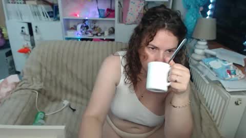 Snapshot of domsublady chatting on 06.05.26 Mistress online show from 06.05.26