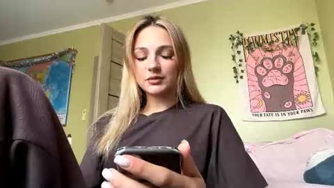 Lily online show from 07.20.26