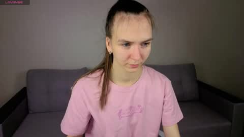 Donna Le online show from 04.13.26