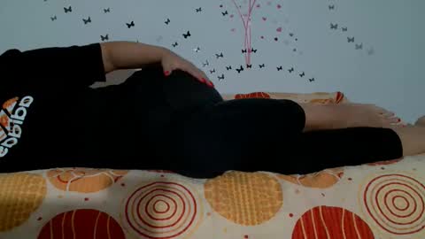 Snapshot of donnaconforme chatting on 12.27.24 Dona online show from 12.27.24