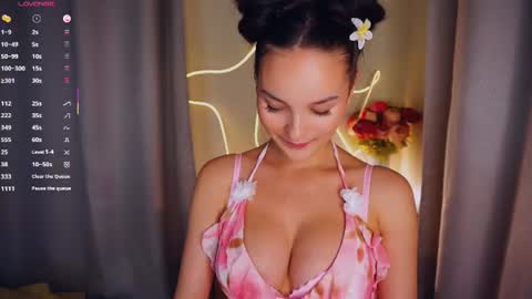 Victoria online show from 07.22.26