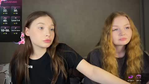 Snapshot of dontoch chatting on 01.11.25 Stacy online show from 01.11.25