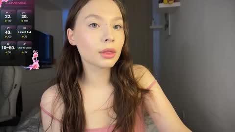 Snapshot of dontoch chatting on 09.19.25 Stacy online show from 09.19.25