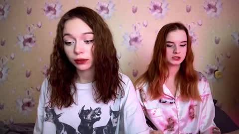 Snapshot of dontoke_ chatting on 12.17.24 Nicole online show from 12.17.24