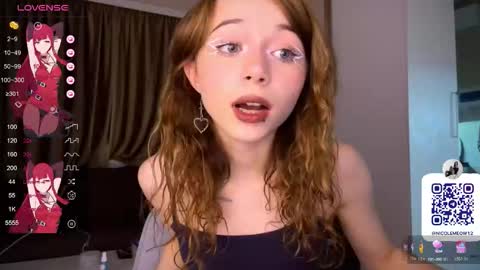 Snapshot of dontoke_ chatting on 11.12.25 Nicole online show from 11.12.25