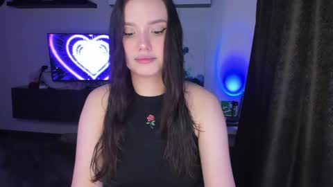 Dora Charmer online show from 05.15.26