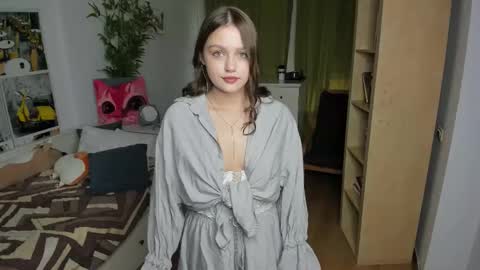 Snapshot of doramoonlurk chatting on 11.20.25 Joey online show from 11.20.25