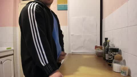 Snapshot of doriancretu95 chatting on 01.14.25 menu below online show from 01.14.25