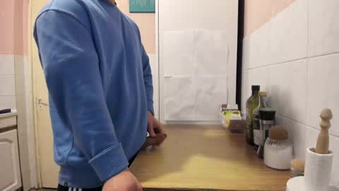 Snapshot of doriancretu95 chatting on 02.16.25 menu below online show from 02.16.25