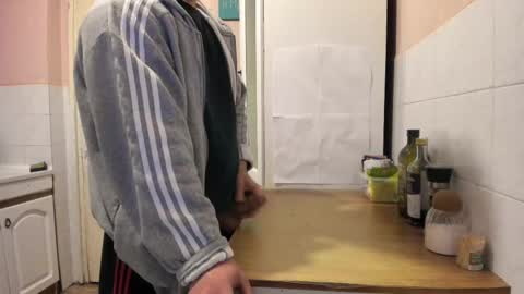 Snapshot of doriancretu95 chatting on 02.27.25 menu below online show from 02.27.25