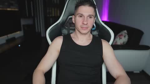 Dorian Reyes online show from 12.23.25