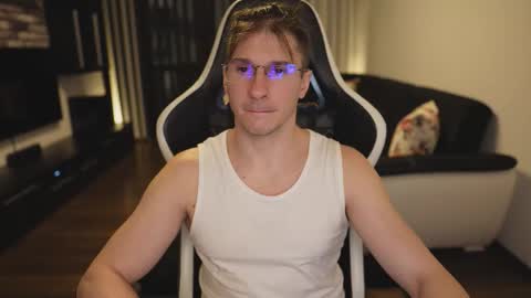 Dorian Reyes online show from 01.08.26