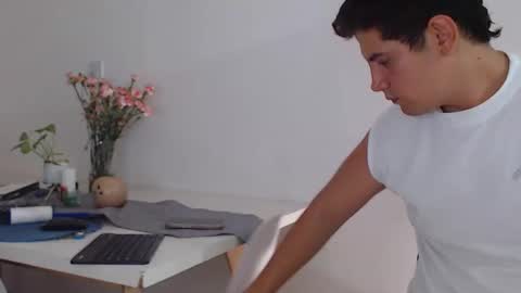 Dorian Salvatore online show from 04.13.26