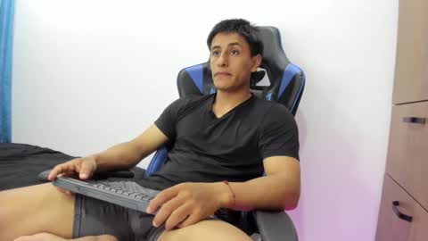 dorman_boy online show from 11.07.25