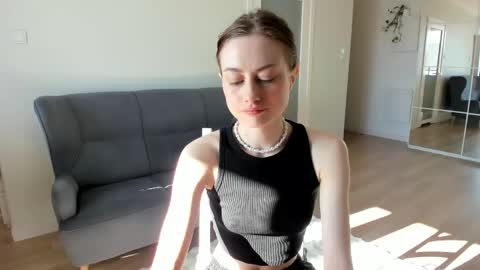 dormineaa online show from 04.29.26
