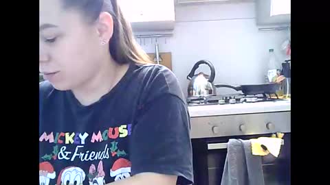 Dorrie Ann online show from 01.09.25