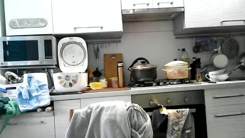 Dorrie Ann online show from 03.04.25