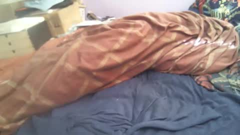 Hello  welcome to Slutsville  I am the Naked Chef  really  but you may call me Peter online show from 04.23.26