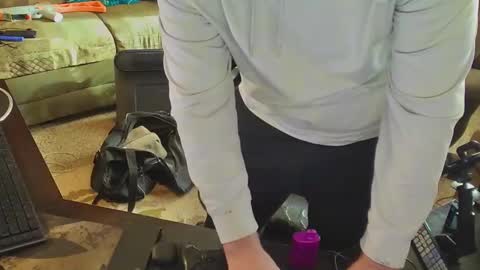 Snapshot of dotyoureyezez chatting on 12.12.24 DotYourEyezez  online show from 12.12.24