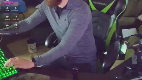 Snapshot of dotyoureyezez chatting on 01.18.25 DotYourEyezez  online show from 01.18.25