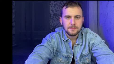 douglas_666 online show from 11.11.25