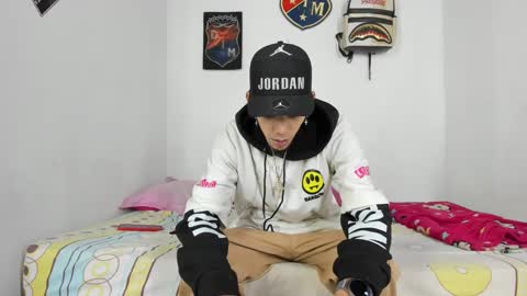 Snapshot of douglas_gallegos chatting on 12.13.24 douglas_gallegos online show from 12.13.24