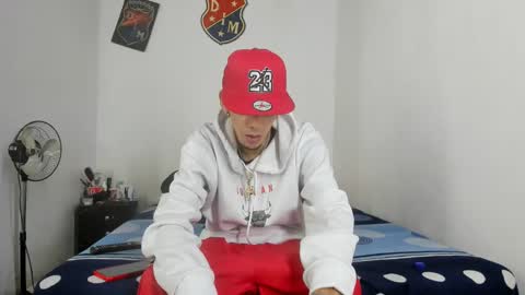 Snapshot of douglas_gallegos chatting on 01.10.25 douglas_gallegos online show from 01.10.25