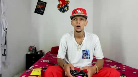 Snapshot of douglas_gallegos chatting on 01.19.25 douglas_gallegos online show from 01.19.25