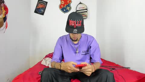 Snapshot of douglas_gallegos chatting on 02.24.25 douglas_gallegos online show from 02.24.25