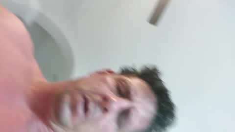 Snapshot of downdog925 chatting on 01.06.25 Some guy in Florida online show from 01.06.25