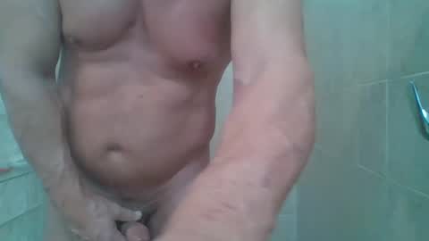 Snapshot of downdog925 chatting on 02.01.25 Some guy in Florida online show from 02.01.25