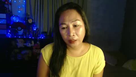 doyouwantme143 online show from 04.16.26