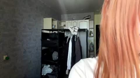 Snapshot of dozysquidge chatting on 07.22.26 Lina online show from 07.22.26