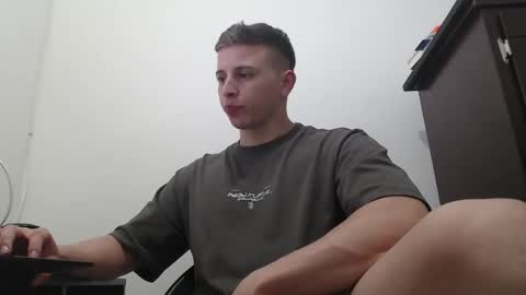 draco_boy2000 online show from 10.01.25