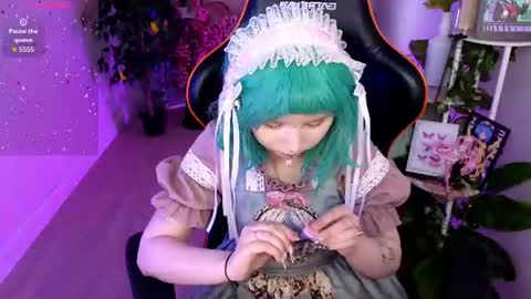 Snapshot of draculaura_ chatting on 06.13.26 Draculaura online show from 06.13.26