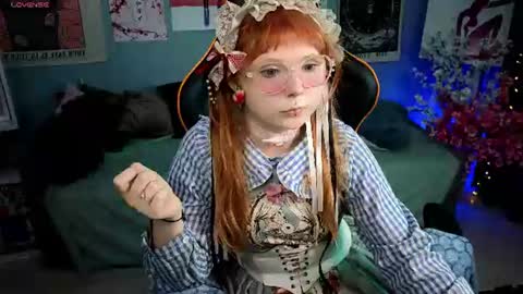Snapshot of draculaura_ chatting on 06.26.26 Draculaura online show from 06.26.26