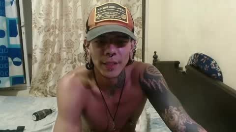 Snapshot of dragon666uwur chatting on 01.28.25 Dragon online show from 01.28.25