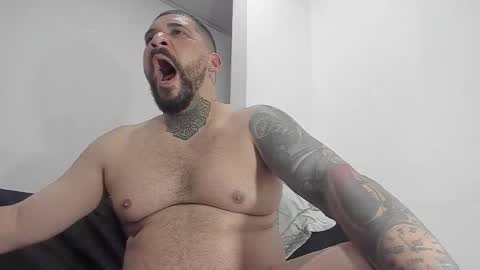 drake whitee Independent Model online show from 12.03.24