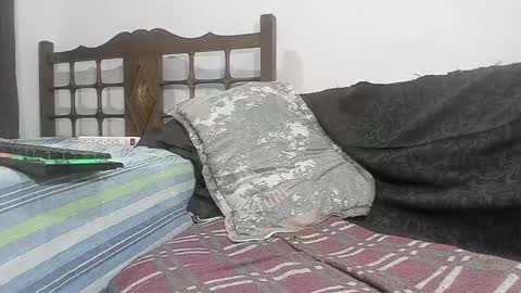 drake whitee Independent Model online show from 02.10.25