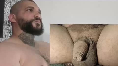 drake whitee Independent Model online show from 10.30.25