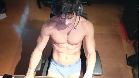 Snapshot of drakeoc chatting on 12.27.24 drakeoc online show from 12.27.24