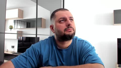 Snapshot of draven_a chatting on 01.11.25 Draven A online show from 01.11.25