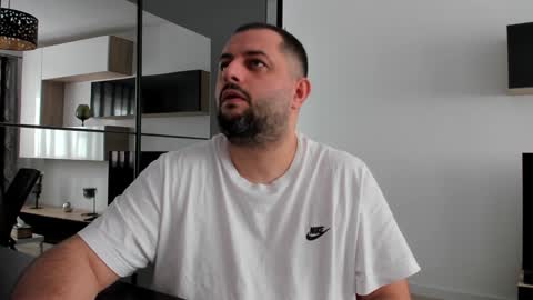 Snapshot of draven_a chatting on 01.14.25 Draven A online show from 01.14.25