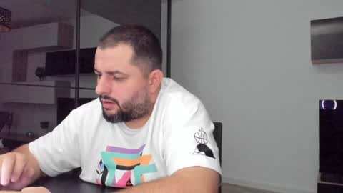 Snapshot of draven_a chatting on 01.19.25 Draven A online show from 01.19.25